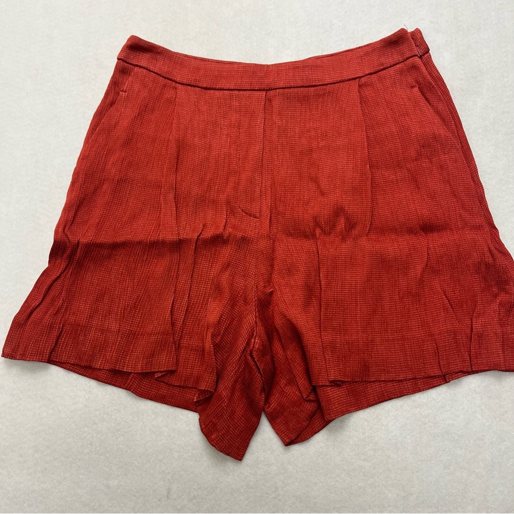 Reiss Ayla Fluid Textured Shorts Red Size 4